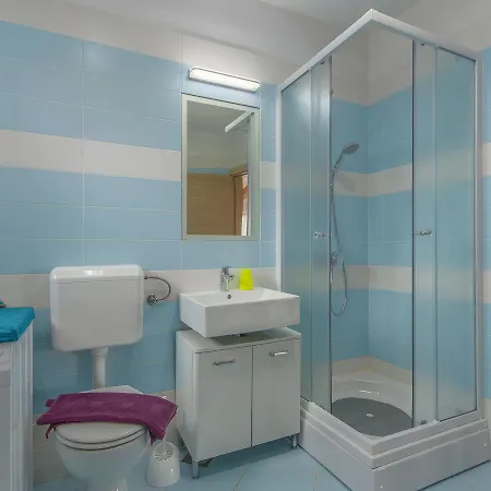 Modern Rovinjsko Selo With Swimming Pool And Jacuzzi Villa